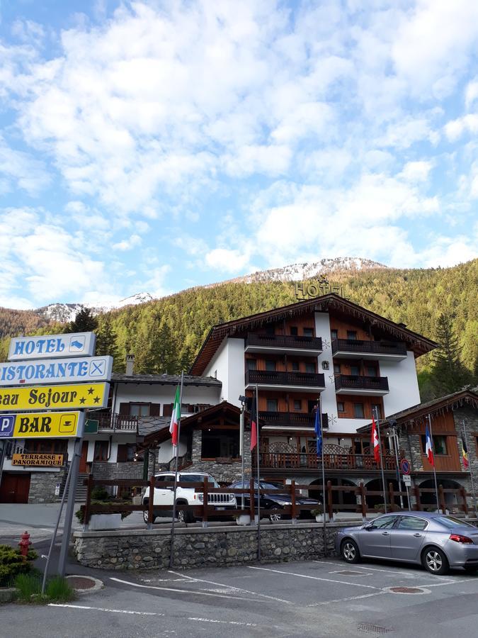 La-haut Apartment *